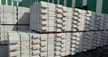 渭南芝麻白路沿石