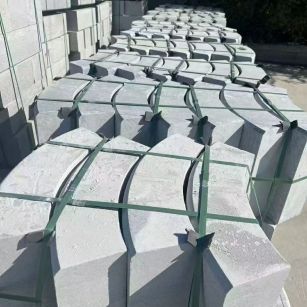 渭南 芝麻灰弧形路沿石