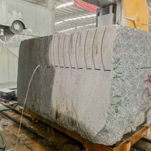渭南 602，大花芙蓉白，绳锯加工弧形路沿石