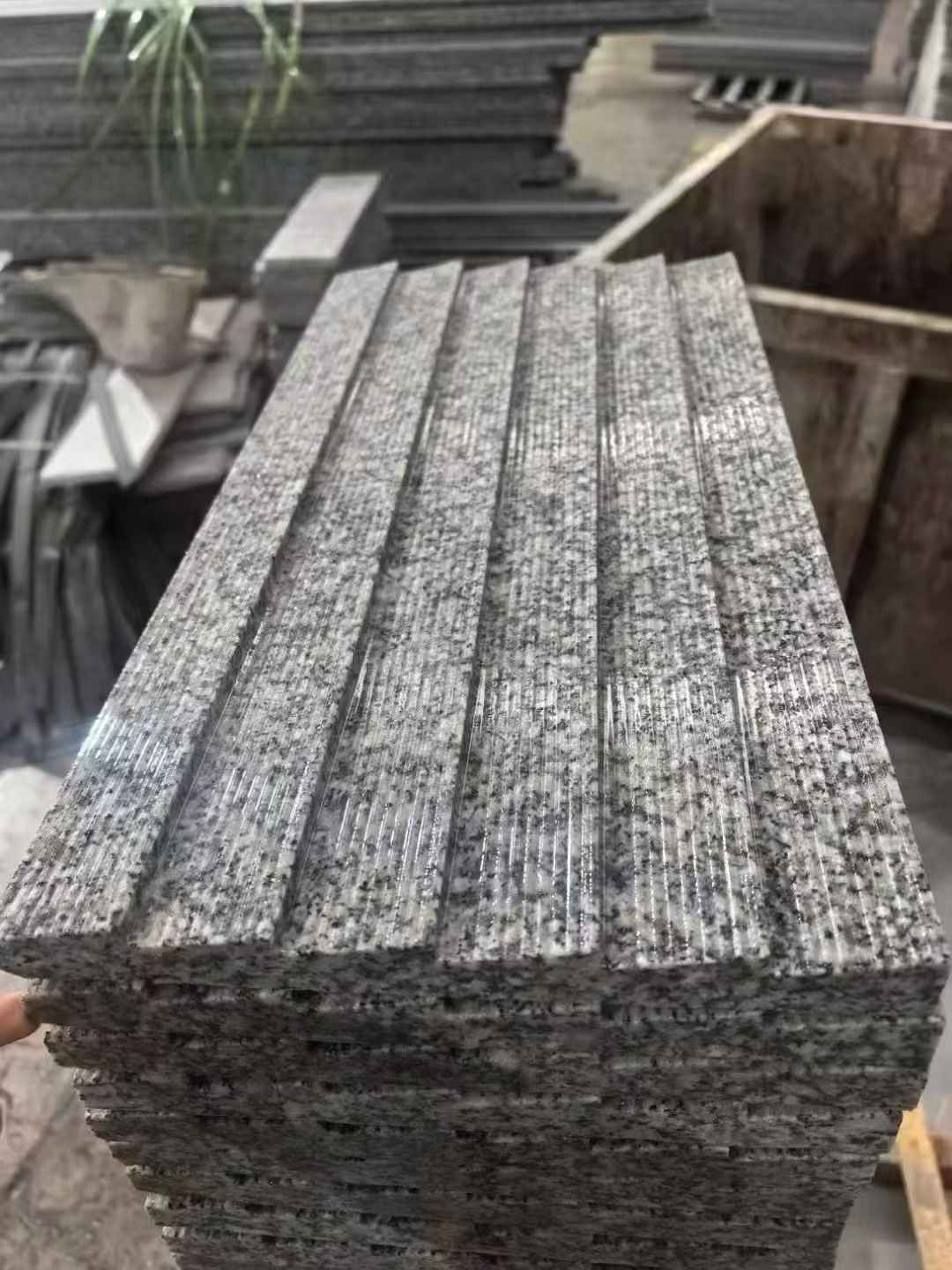 渭南 狼牙石