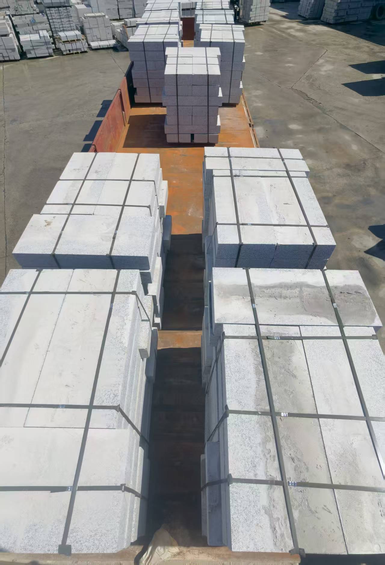 渭南 路沿石装车出货